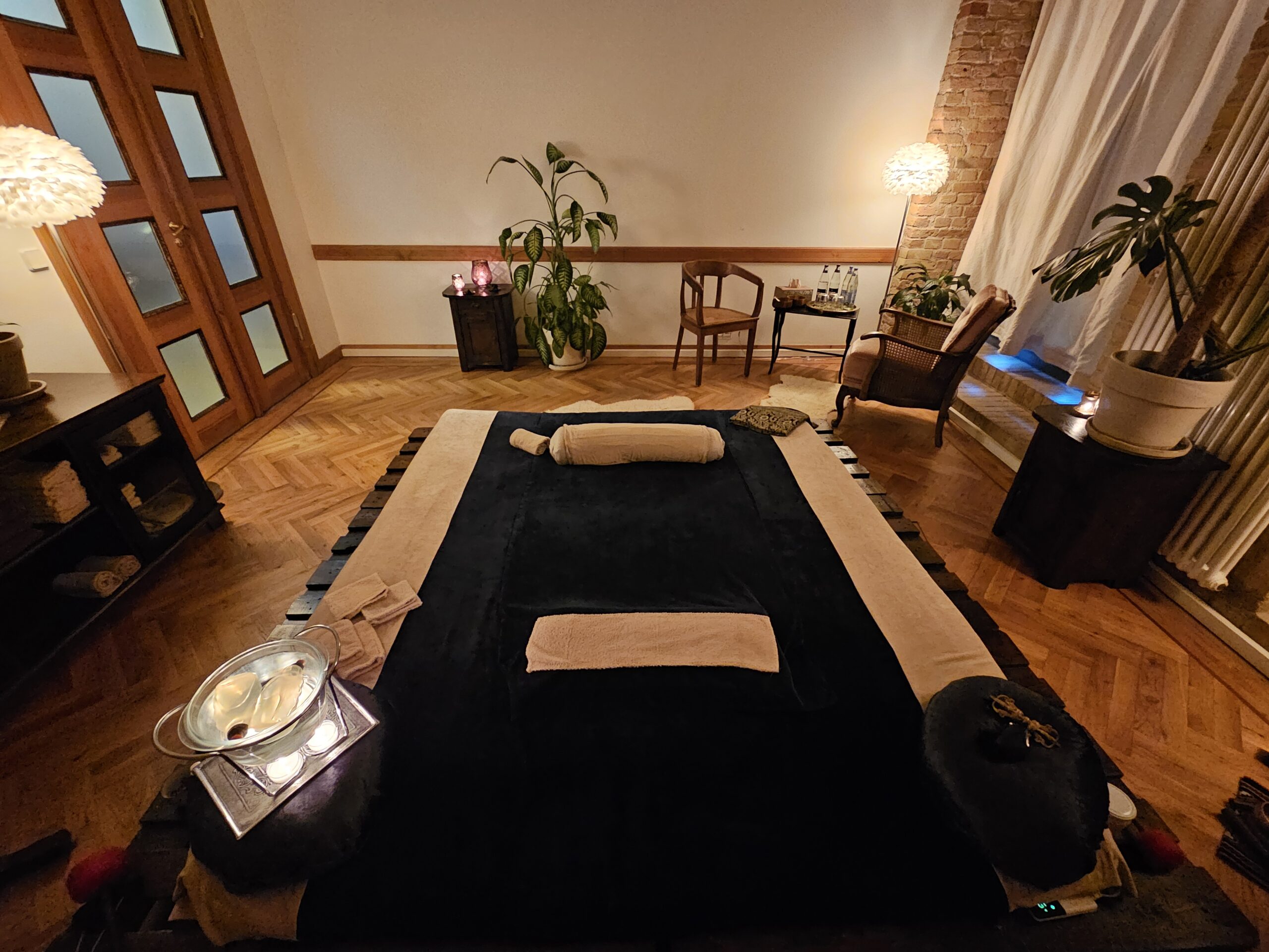 Ich berühre dich Behandlungsplatz Massage Bodywork.jpg